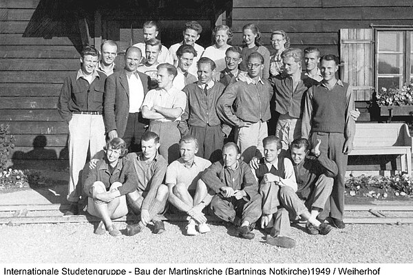 1949: Internationale Studentengruppe vor dem Weiherhof